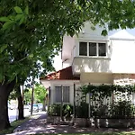 Chalet 3 Dormitorios Mdp